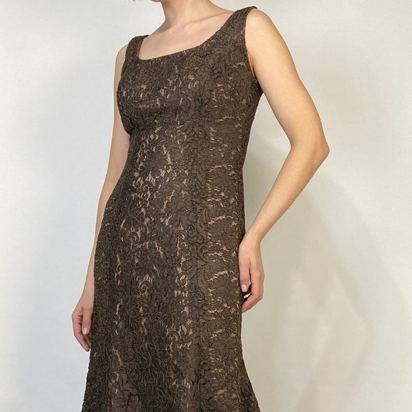 Vintage 1990s ELEGANT Brown LACE Maxi GOWN with Mermaid Cut! Medium - Picture 5 of 7